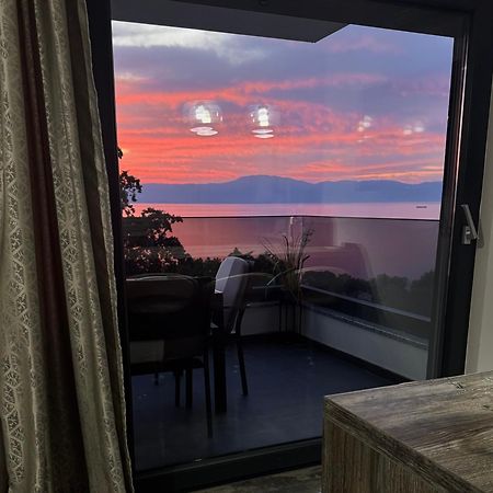 Golden Sunset Apartment Njivice Ngoại thất bức ảnh