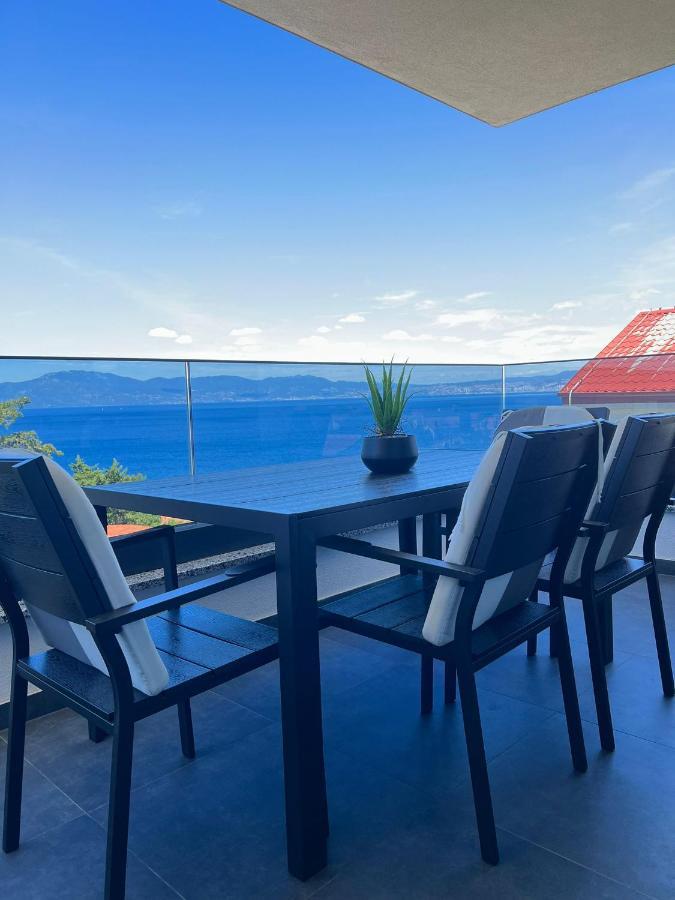 Golden Sunset Apartment Njivice Ngoại thất bức ảnh