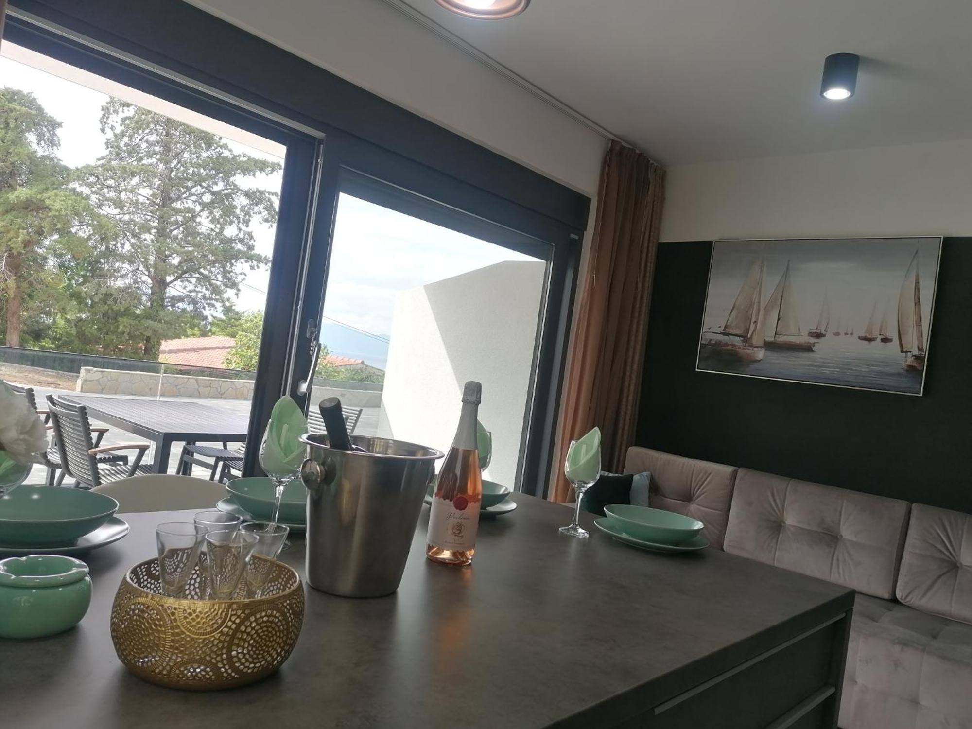 Golden Sunset Apartment Njivice Ngoại thất bức ảnh