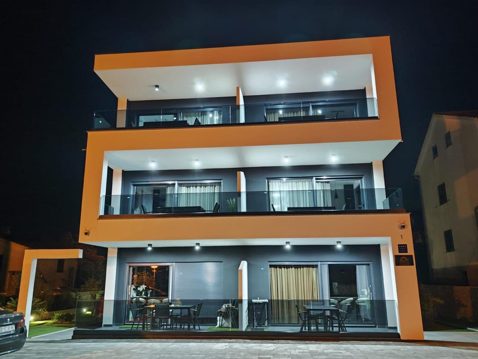 Golden Sunset Apartment Njivice Phòng bức ảnh